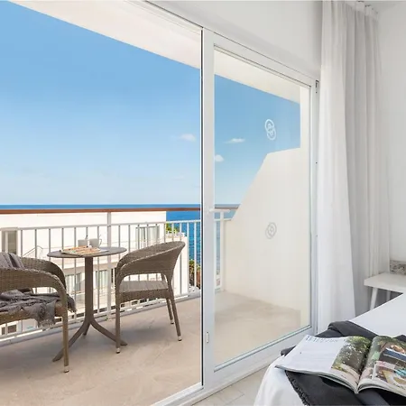 Atolon Hotel 4*